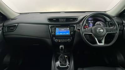 2019 NISSAN X-TRAIL interior