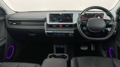 2022 HYUNDAI IONIQ 5 interior