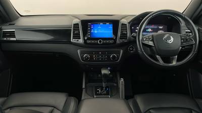 2022 SSANGYONG MUSSO interior