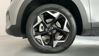 2023 KIA SELTOS SPORT gallery