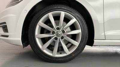 2019 VOLKSWAGEN GOLF gallery