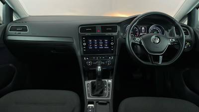 2019 VOLKSWAGEN GOLF interior
