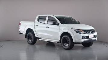 2017 MITSUBISHI TRITON