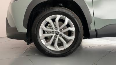 2025 TOYOTA COROLLA CROSS gallery