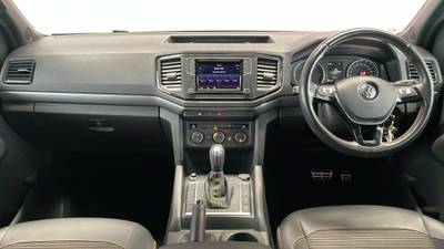 2019 VOLKSWAGEN AMAROK interior