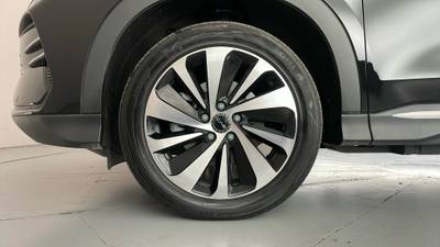 2024 BYD SEALION 6 gallery