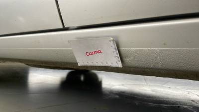 2015 KIA CARNIVAL imperfections