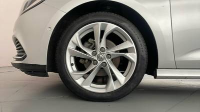 2017 Holden Astra gallery