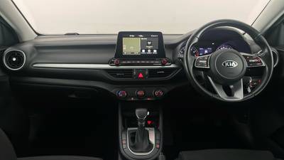 2019 KIA CERATO interior