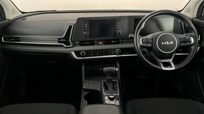2023 KIA SPORTAGE interior