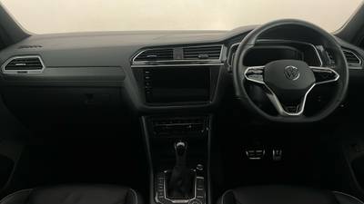 2022 VOLKSWAGEN TIGUAN interior