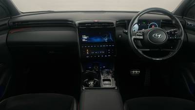 2022 HYUNDAI TUCSON interior