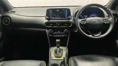 2019 HYUNDAI KONA interior