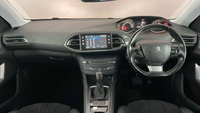 2017 PEUGEOT 308 interior