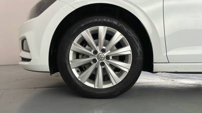 2019 VOLKSWAGEN POLO gallery