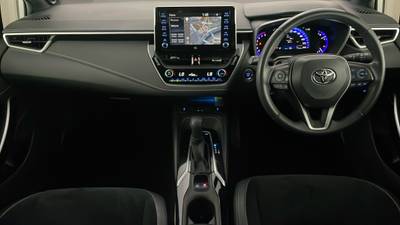 2020 TOYOTA COROLLA interior