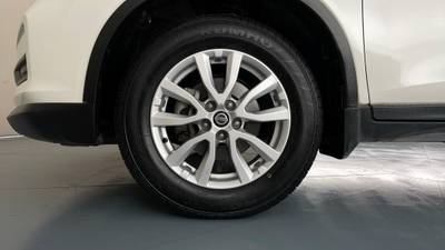 2018 NISSAN X-TRAIL gallery