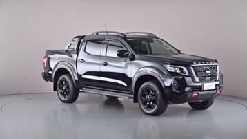 2022 NISSAN NAVARA