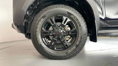 2022 NISSAN NAVARA gallery