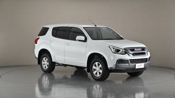 2018 ISUZU MU-X