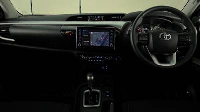 2020 TOYOTA HILUX interior