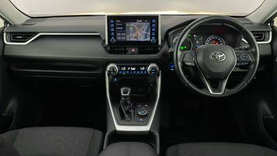 2019 TOYOTA RAV4 interior