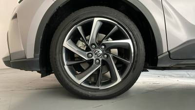 2021 TOYOTA C-HR gallery