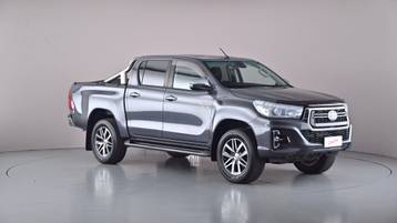 2019 TOYOTA HILUX