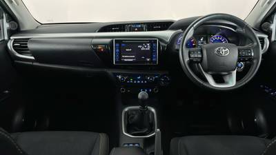2019 TOYOTA HILUX interior
