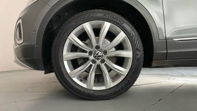 2022 VOLKSWAGEN T-ROC gallery