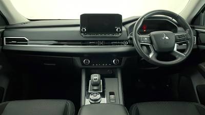 2021 MITSUBISHI OUTLANDER interior
