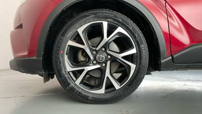 2018 TOYOTA C-HR gallery