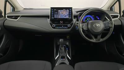 2021 TOYOTA COROLLA interior