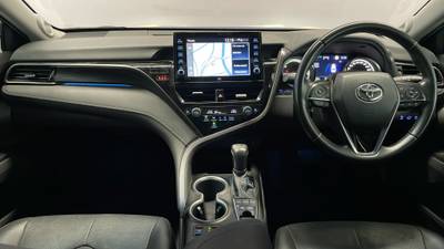 2023 TOYOTA CAMRY interior