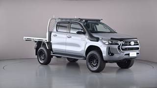 2022 TOYOTA HILUX