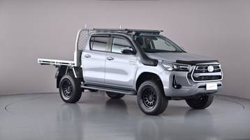 2022 TOYOTA HILUX
