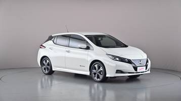 2022 NISSAN LEAF
