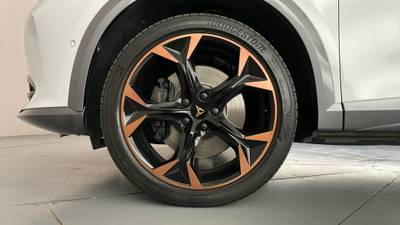 2024 CUPRA FORMENTOR gallery