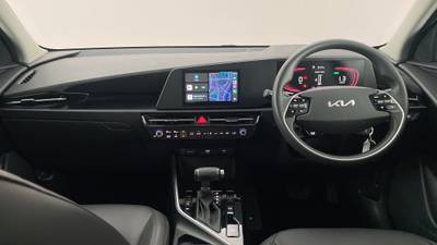 2023 KIA NIRO interior
