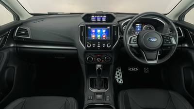 2018 Subaru Impreza interior