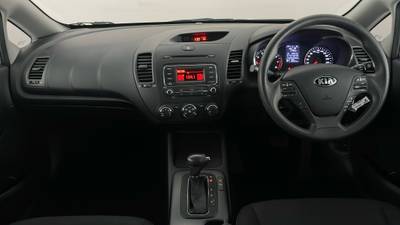 2015 Kia Cerato interior