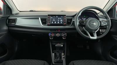 2018 KIA RIO interior