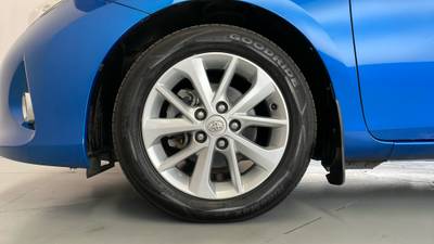 2015 TOYOTA COROLLA gallery