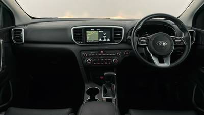 2018 KIA SPORTAGE interior