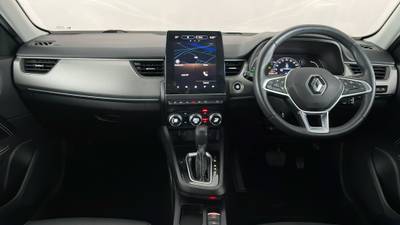 2022 RENAULT ARKANA interior