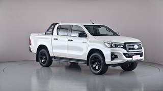 2020 TOYOTA HILUX