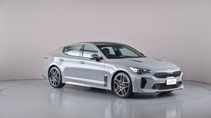 2022 KIA STINGER