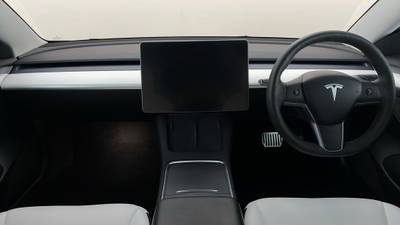 2022 TESLA MODEL 3 interior