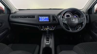 2019 HONDA HR-V interior