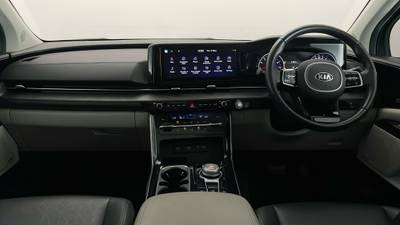 2020 KIA CARNIVAL interior